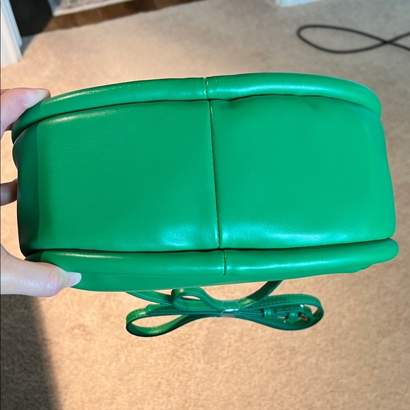 A New Day Vibrant Green Mini Bag - Picture 3 of 4